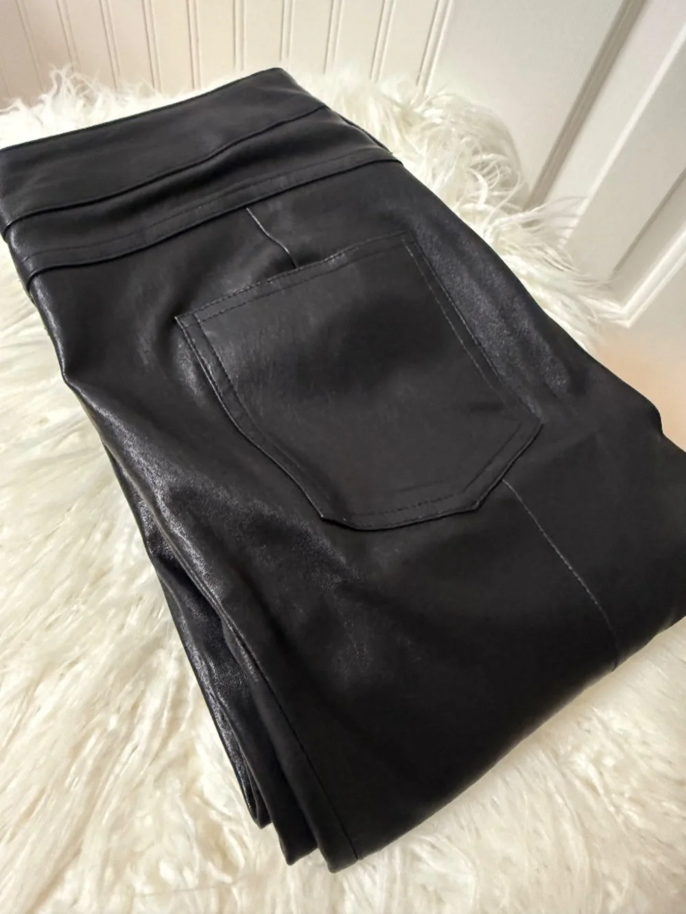 Tory Burch 100% Leather Skinny Leg Pants